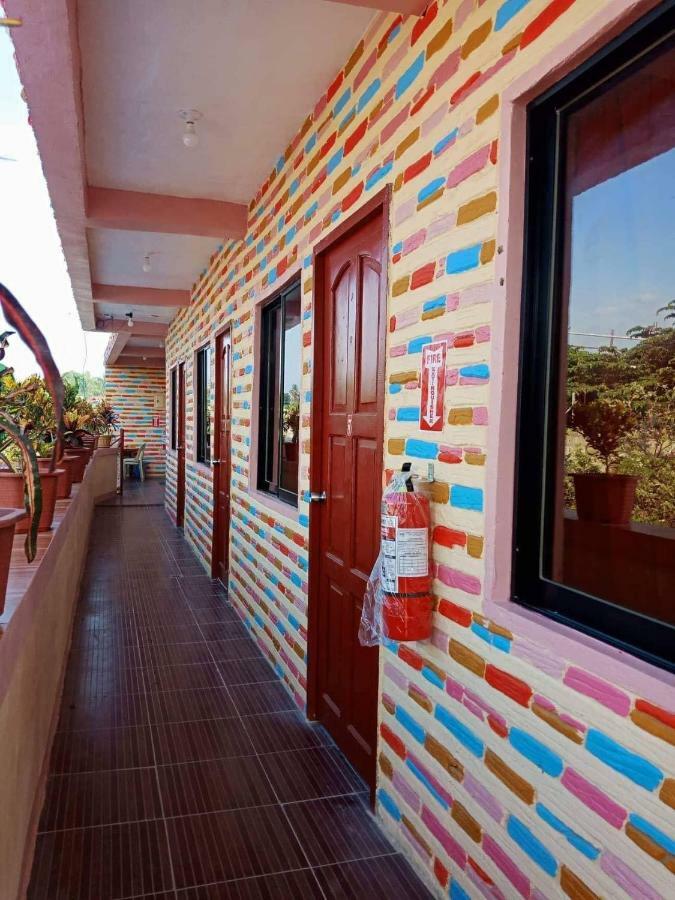 Ludy'S 2 Pension House Carles Exterior foto
